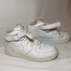 07’ mid Air Force 1’s Sz9